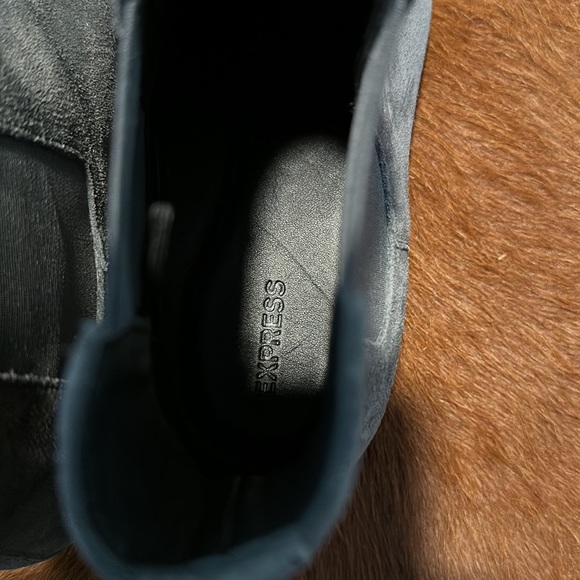Express Gray Suede Chelsea Boot - Picture 4 of 5